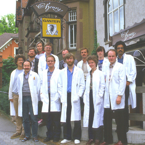 bei
              Henry